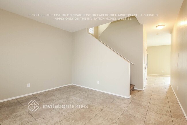17263 W Acapulco Ln Surprise, AZ 85388 photo 4