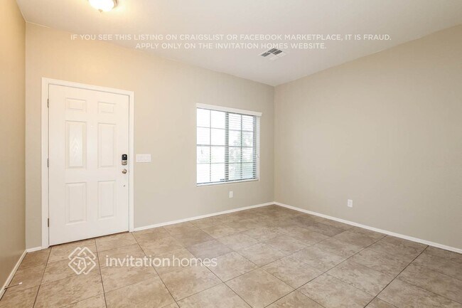 17263 W Acapulco Ln Surprise, AZ 85388 photo 3