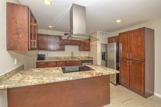36 E Fillmore St Tempe, AZ 85288 photo 4