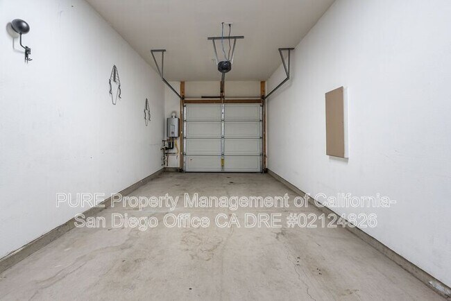 1658 El Raval Wy Chula Vista, CA 91913 photo 2