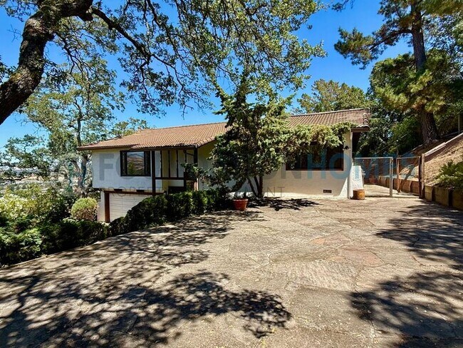 Hilltop Retreat W/ Pool! Panoramic Views! Exceptional Indoor-outdoor Living! Foundation photo 2