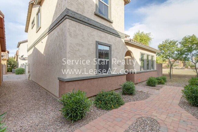 4772 W Carson Rd Phoenix, AZ 85339 photo 4