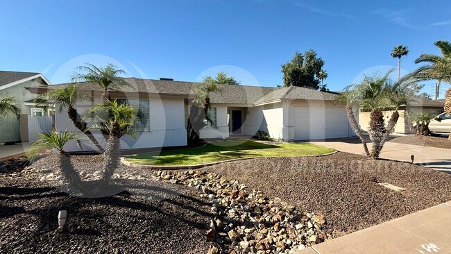 1919 W Highland St Chandler, AZ 85224 photo 2