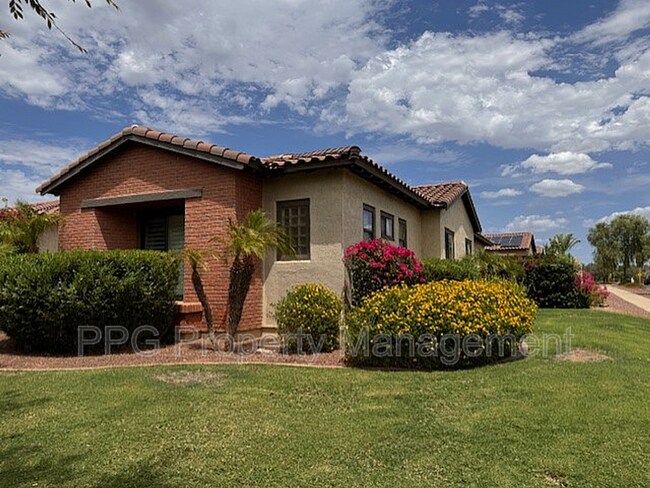 20532 W Summit Pl Buckeye, AZ 85396 photo 2