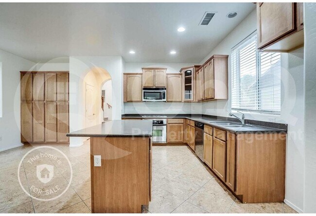 1195 E Gail Dr Chandler, AZ 85225 photo 3
