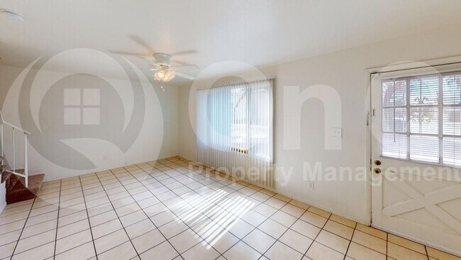 6653 N 44th Ave Glendale, AZ 85301 photo 4
