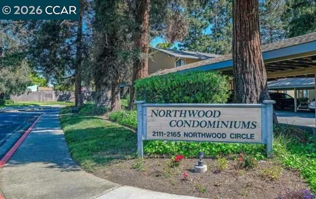 2144 Northwood Cir Concord, CA 94520 photo 2