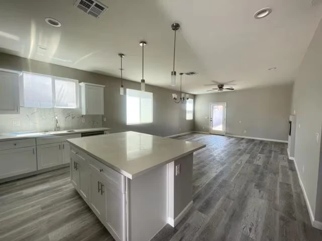 1335 E Pueblo Ave Phoenix, AZ 85040 photo 3