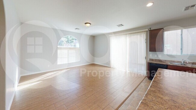3953 E Edna Dr Gilbert, AZ 85296 photo 4