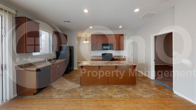 3953 E Edna Dr Gilbert, AZ 85296 photo 2