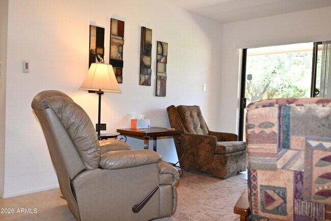 8649 E Royal Palm Rd Scottsdale, AZ 85258 photo 3