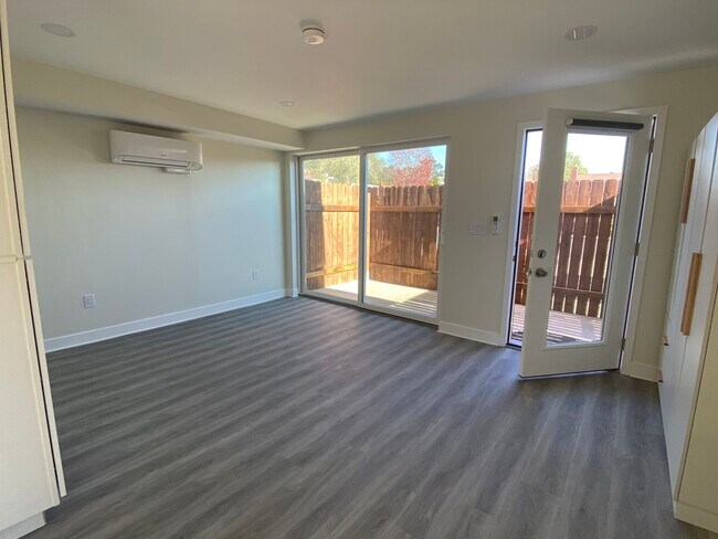 6228 Syracuse Ln San Diego, CA 92122 photo 4
