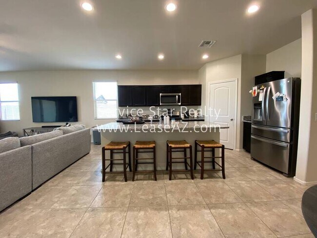 3078 N Lainey Ln Buckeye, AZ 85396 photo 5