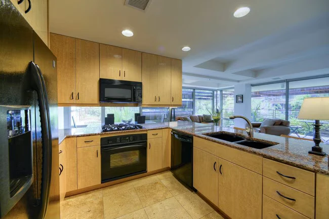 7141 E Rancho Vista Dr Scottsdale, AZ 85251 photo 4