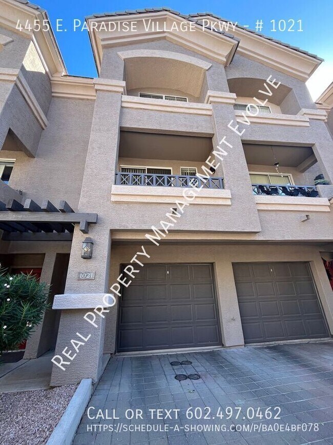 4455 E Paradise Vlg Pkwy S Phoenix, AZ 85032 photo 2