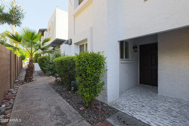 3640 N 70th St Scottsdale, AZ 85251 photo 4