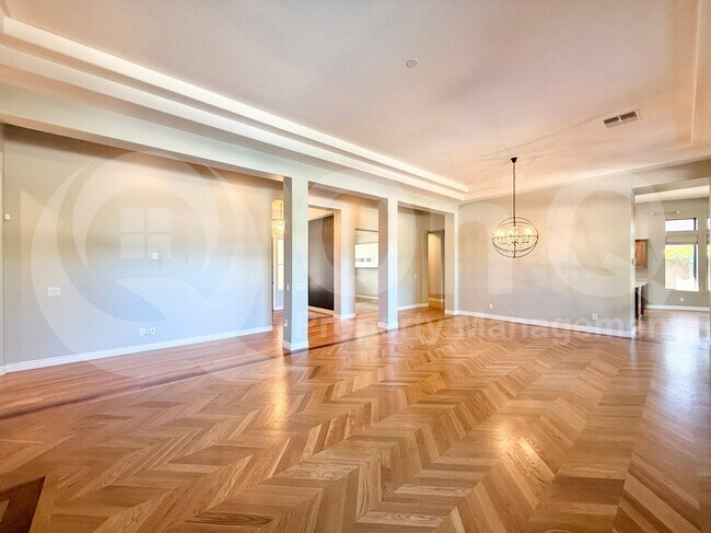 350 W Yellowstone Way Chandler, AZ 85248 photo 5