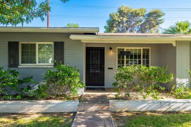 2721 E Elm St Phoenix, AZ 85016 photo 2