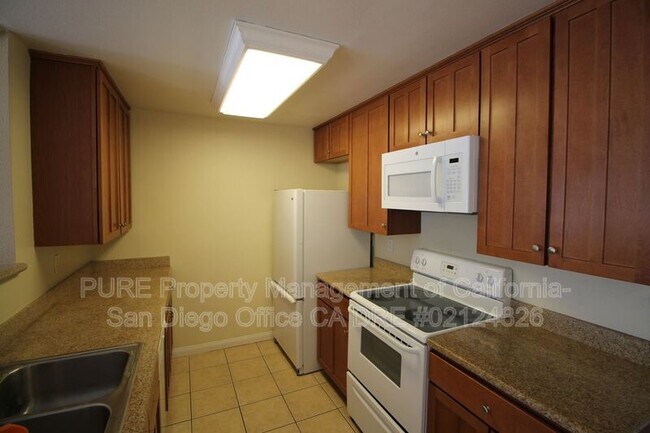 210 Chambers St El Cajon, CA 92020 photo 5