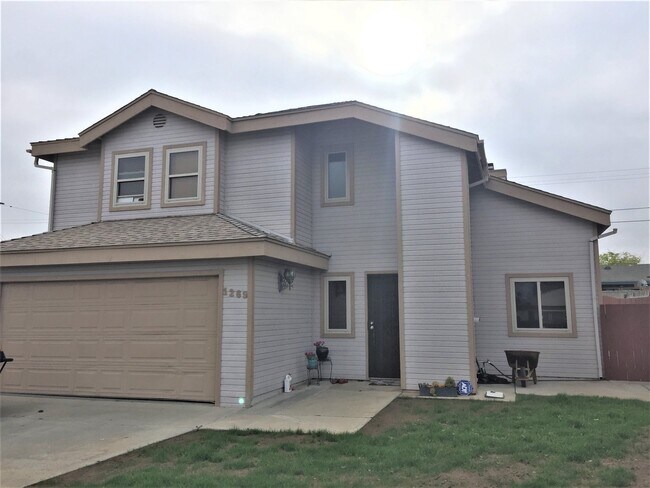 1269 15th St San Diego, CA 92154