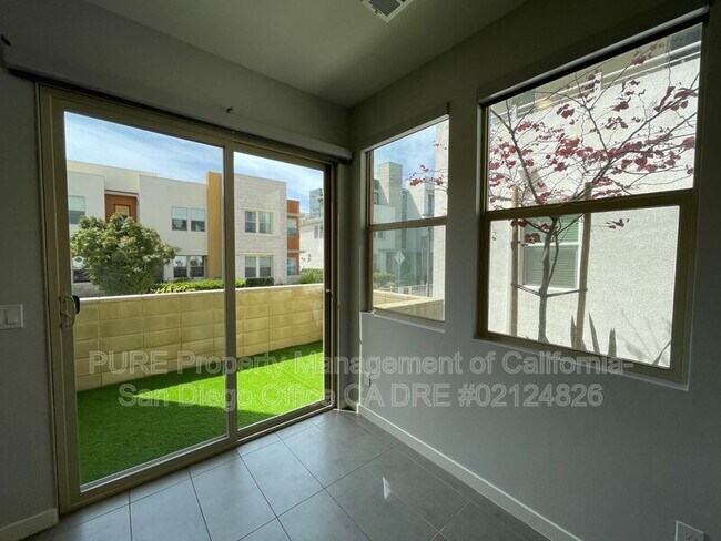 2046 Quartet Loop Chula Vista, CA 91915 photo 5