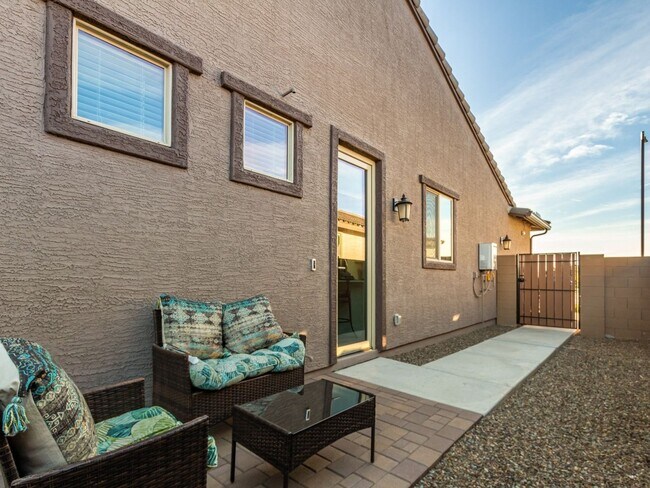 4319 N 93rd Ln Phoenix, AZ 85037 photo 3