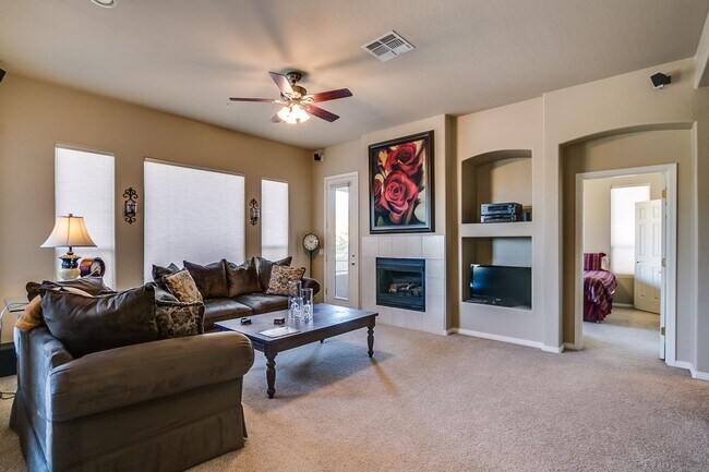 16420 N Thompson Peak Pkwy Scottsdale, AZ 85260 photo 4