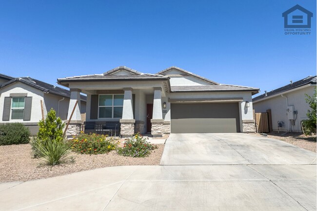40110 W Shaver Dr photo 3