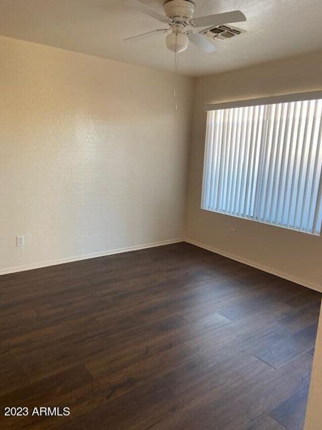 595 W 20th Ave Apache Junction, AZ 85120 photo 3