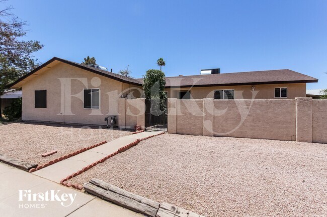 13857 N 48th Ave Glendale, AZ 85306 photo 3