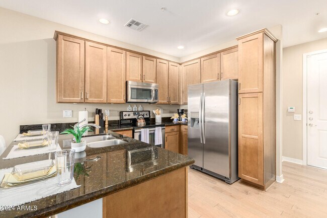 2511 W Queen Creek Rd Chandler, AZ 85248 photo 5