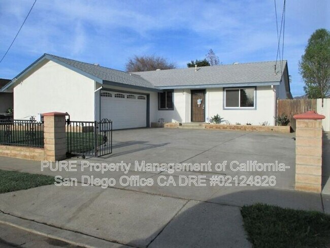 624 Daisy St Escondido, CA 92027