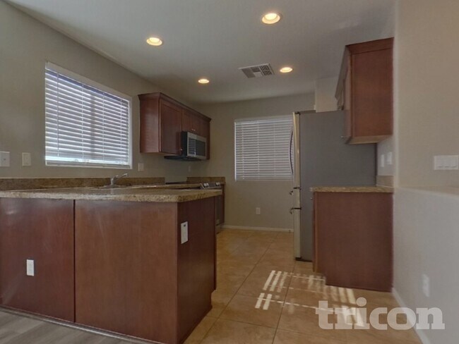 25760 W Valley View Dr Buckeye, AZ 85326 photo 5