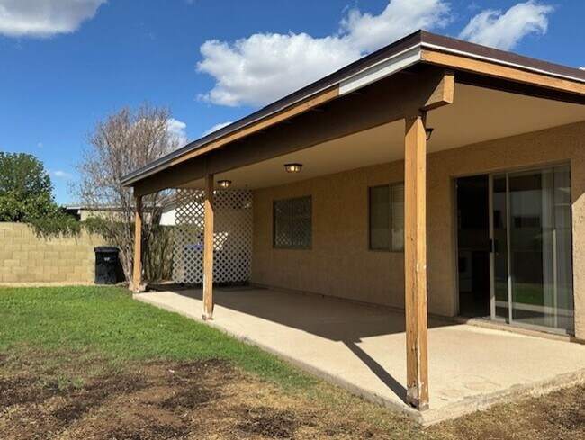 2257 E Stottler Dr Gilbert, AZ 85296 photo 3
