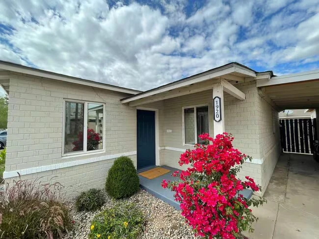 1920 W Mulberry Dr Phoenix, AZ 85015 photo 4