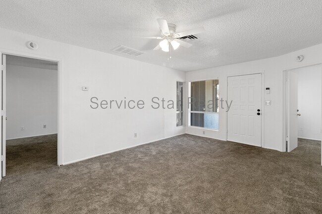 9020 W Highland Ave Phoenix, AZ 85037 photo 4