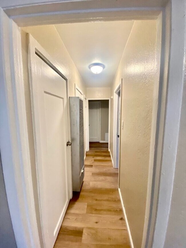 1537 Truman St Richmond, CA 94801 photo 3