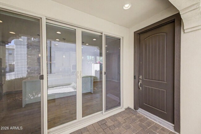 1941 S Wallrade Ln Gilbert, AZ 85295 photo 2