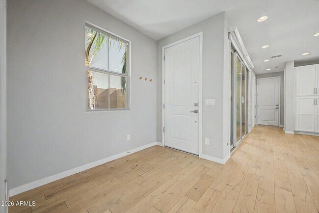 1941 S Wallrade Ln Gilbert, AZ 85295 photo 3