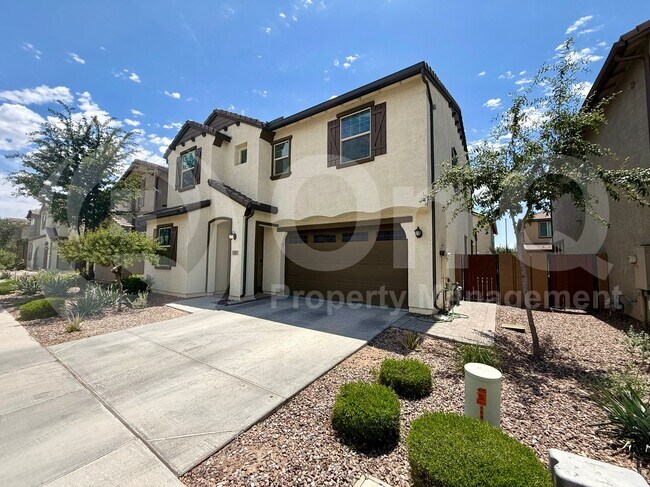 1095 E Thompson Way Chandler, AZ 85286 photo 2