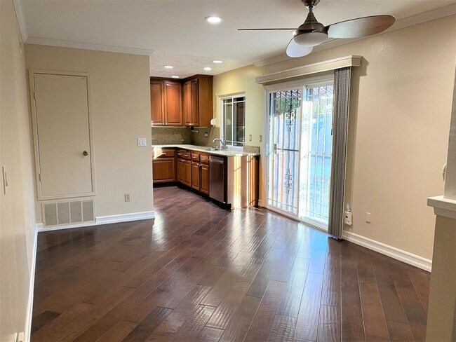 8201 Loma View Ct Spring Valley, CA 91977 photo 5