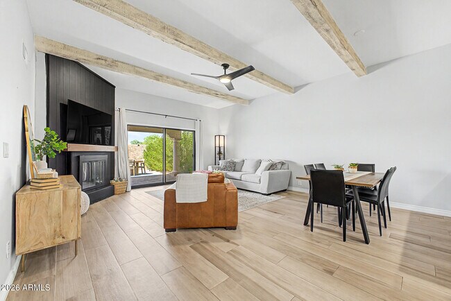 7972 E Cactus Wren Rd Scottsdale, AZ 85250 photo 3