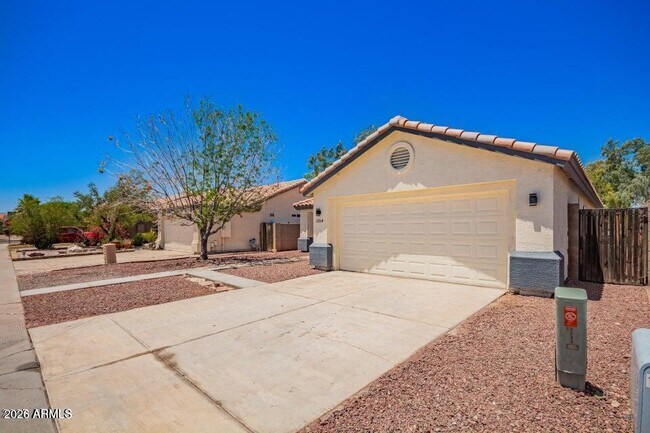 2014 N 84th Ln photo 5