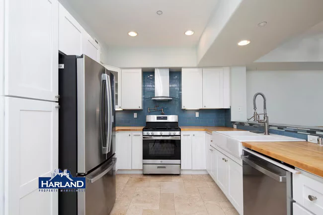 4362 30th St San Diego, CA 92104