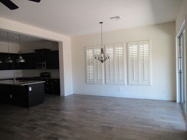 10559 E Monterey Ave Mesa, AZ 85209 photo 5