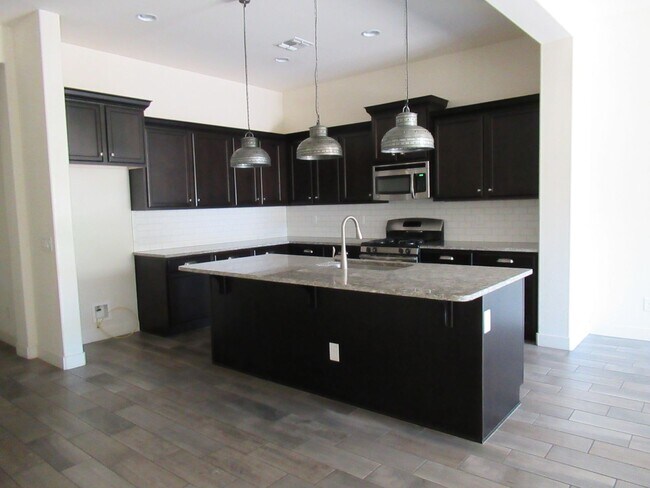 10559 E Monterey Ave Mesa, AZ 85209 photo 4