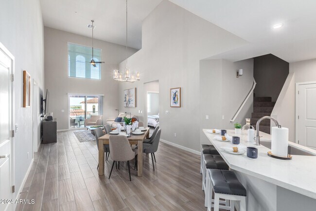 2511 W Queen Creek Rd Chandler, AZ 85248 photo 2