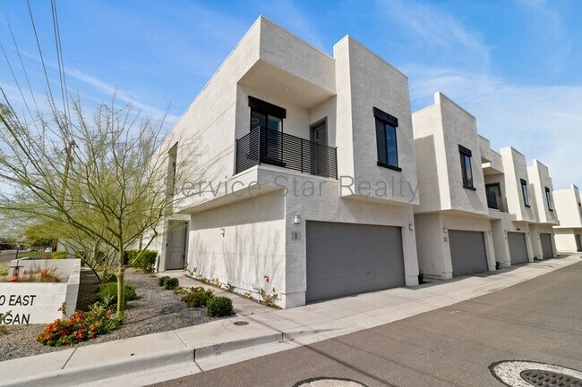 2030 East Michigan Ave Phoenix, AZ 85022 photo 2
