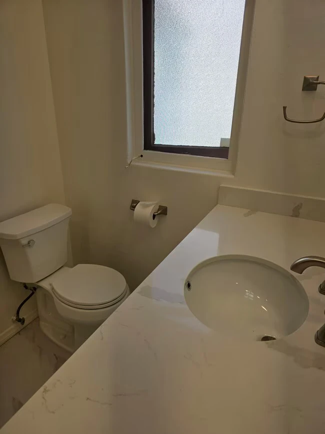 260 C Ave Coronado, CA 92118 photo 5