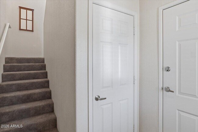 7401 W Arrowhead Clubhouse Dr Glendale, AZ 85308 photo 3